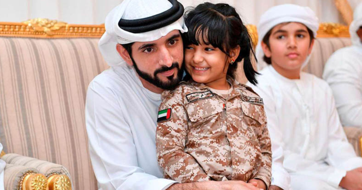 Дубаи выйти замуж. Принц Шейх Хамдан. Хамдан принц Дубая, семья. Шейх Дубая Хамдан и его жена. Принц Шейх Хамдан его жена.